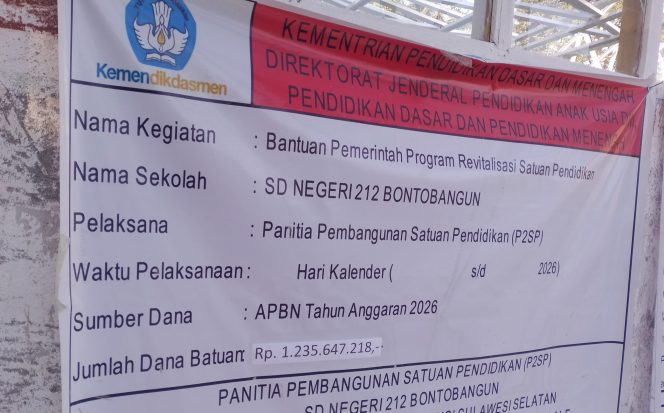 
 Pengelola Proyek APBN Rp1,23 Miliar di SDN 212 Bontobangun Jadi Sorotan, Spanduk dan Papan Informasi Diduga Tak Tertata