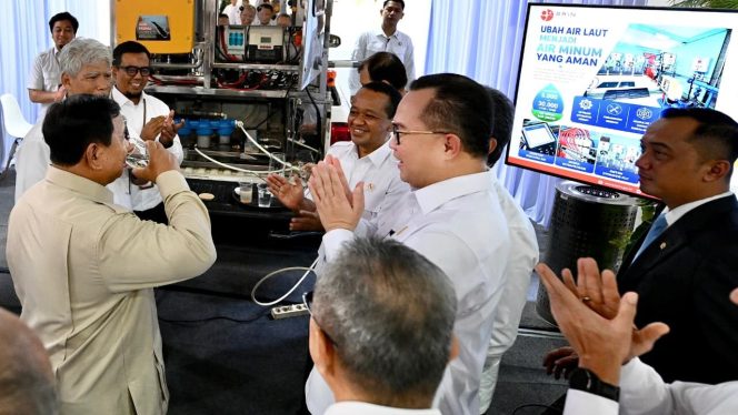 
 Prabowo Tinjau Inovasi BRIN di Istana, dari Teknologi Air Siap Minum hingga Satelit
